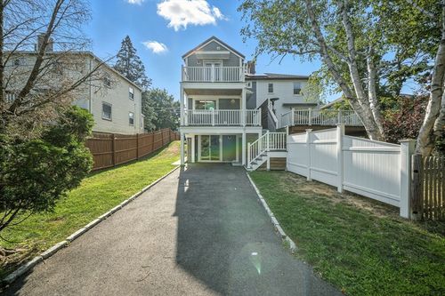 83 Sunnyside Ave, Arlington, MA, 02474-3820 | Card Image