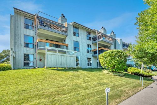 111-10120 Brookpark Blvd Sw, Calgary, AB, T2W3G3 | Card Image