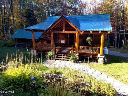 42 Hillcrest Drive, Warrensburg, NY, 12845 | Card Image