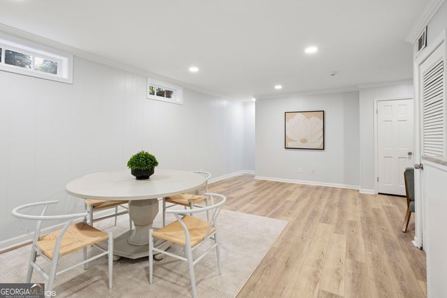 5273 Glenridge Dr, Townhouse with 3 bedrooms, 4 bathrooms and 2 parking in Sandy Springs GA | Image 58