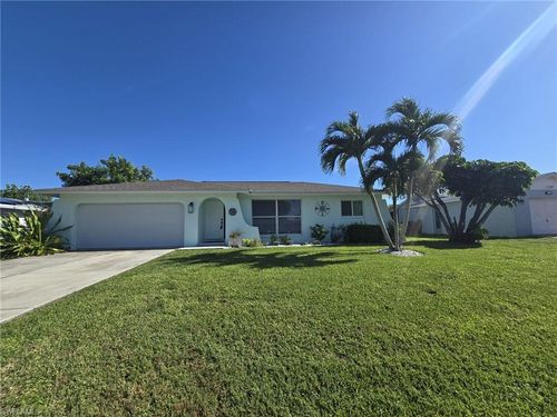 911 Se 32nd St, Cape Coral, FL, 33904-2941 | Card Image