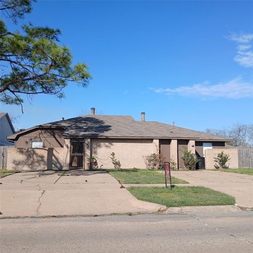 5434-5436 Parkridge Dr, Houston, TX, 77053-5216 | Card Image