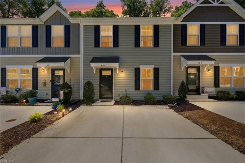 404 Lakeview Cv, Smithfield, VA, 23430-1658 | Card Image