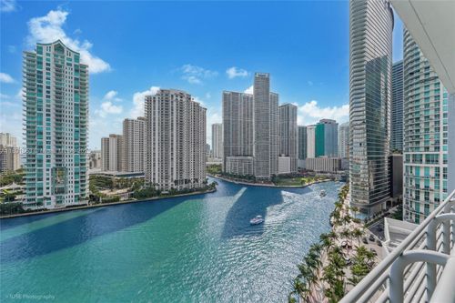 apt-1721-325 S Biscayne Blvd, Miami, FL, 33131-2394 | Card Image