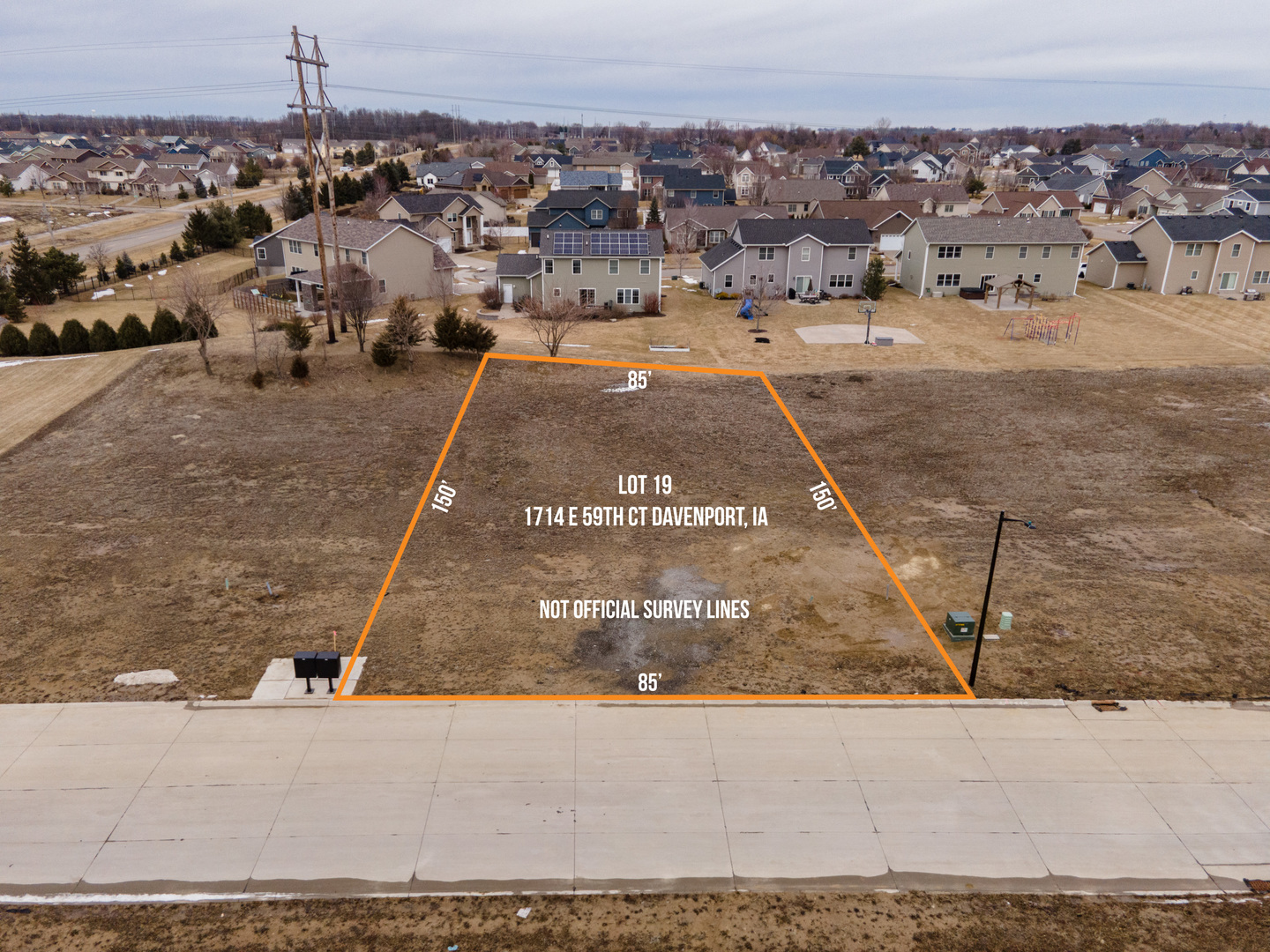 Land in Davenport