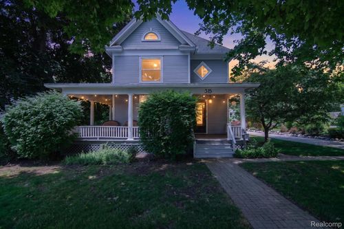 315 E Michigan Ave, Saline, MI, 48176-1545 | Card Image