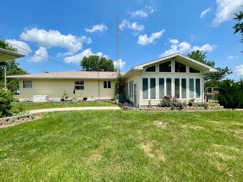 209 W South St, Malden, IL, 61337-9459 | Card Image