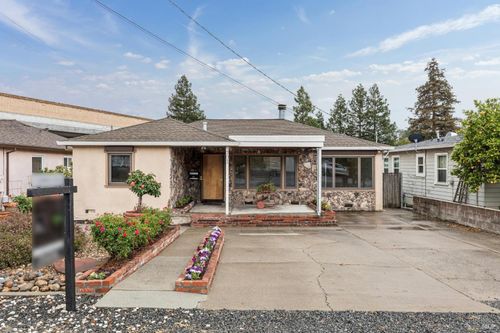 703 Lamont Ave, Novato, CA, 94945-4155 | Card Image