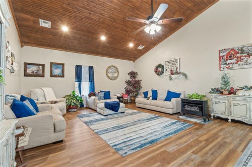 40368 140th St, Byars, OK, 74831-7623 | Card Image