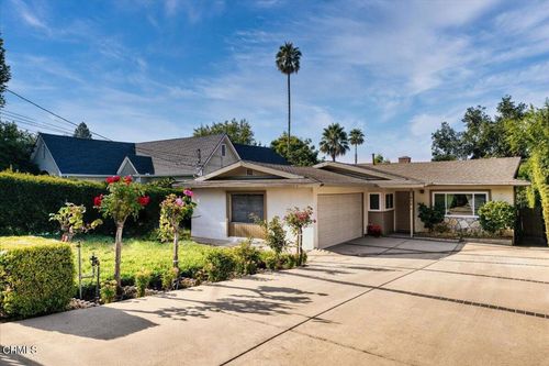 476 E Calaveras St, Altadena, CA, 91001-2256 | Card Image