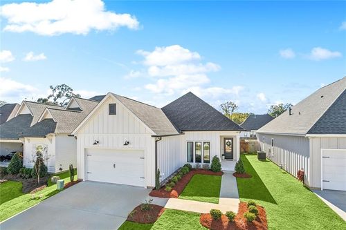 3026 Moss Point Ln, Madisonville, LA, 70447-3187 | Card Image