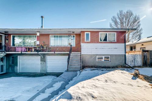 1338 34 St Se, Calgary, AB, T2A0Z9 | Card Image