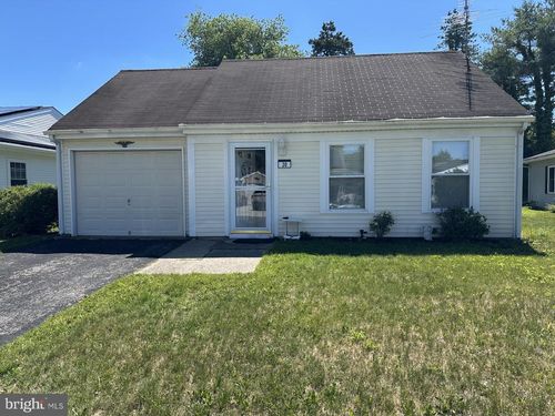 30 Narberth Pl, Southampton, NJ, 08088-1305 | Card Image