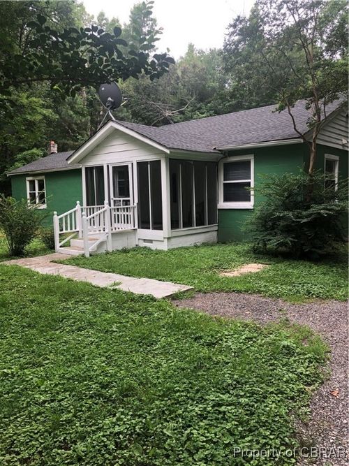 271 Bendall Ln, Mathews, VA, 23109-2268 | Card Image