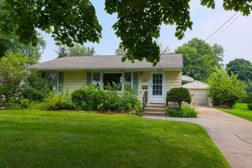 1918 4th Ave Nw, Austin, MN, 55912-1419 | Card Image