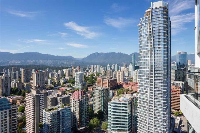 PH3902 - 889 Pacific Street, Condo with 4 bedrooms, 3 bathrooms and 4 parking in Vancouver BC | Image 10
