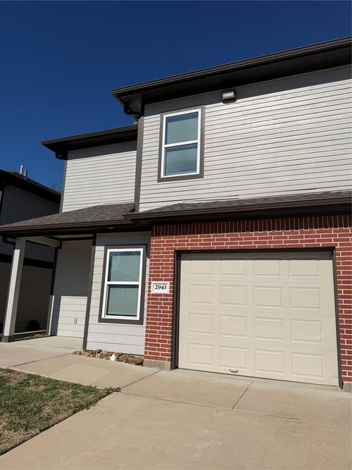 2943 Titleist Dr, Spring, TX, 77373-8769 | Card Image