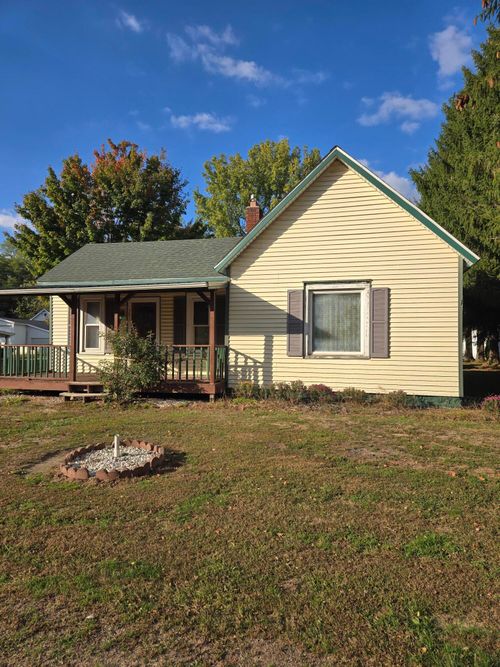 381 E Leroy St, Burlington, MI, 49029-9701 | Card Image