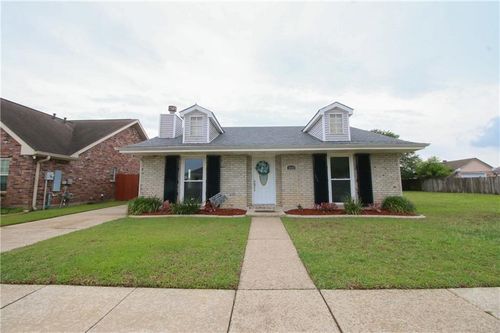 4504 Stella Dr, Meraux, LA, 70075-8031 | Card Image