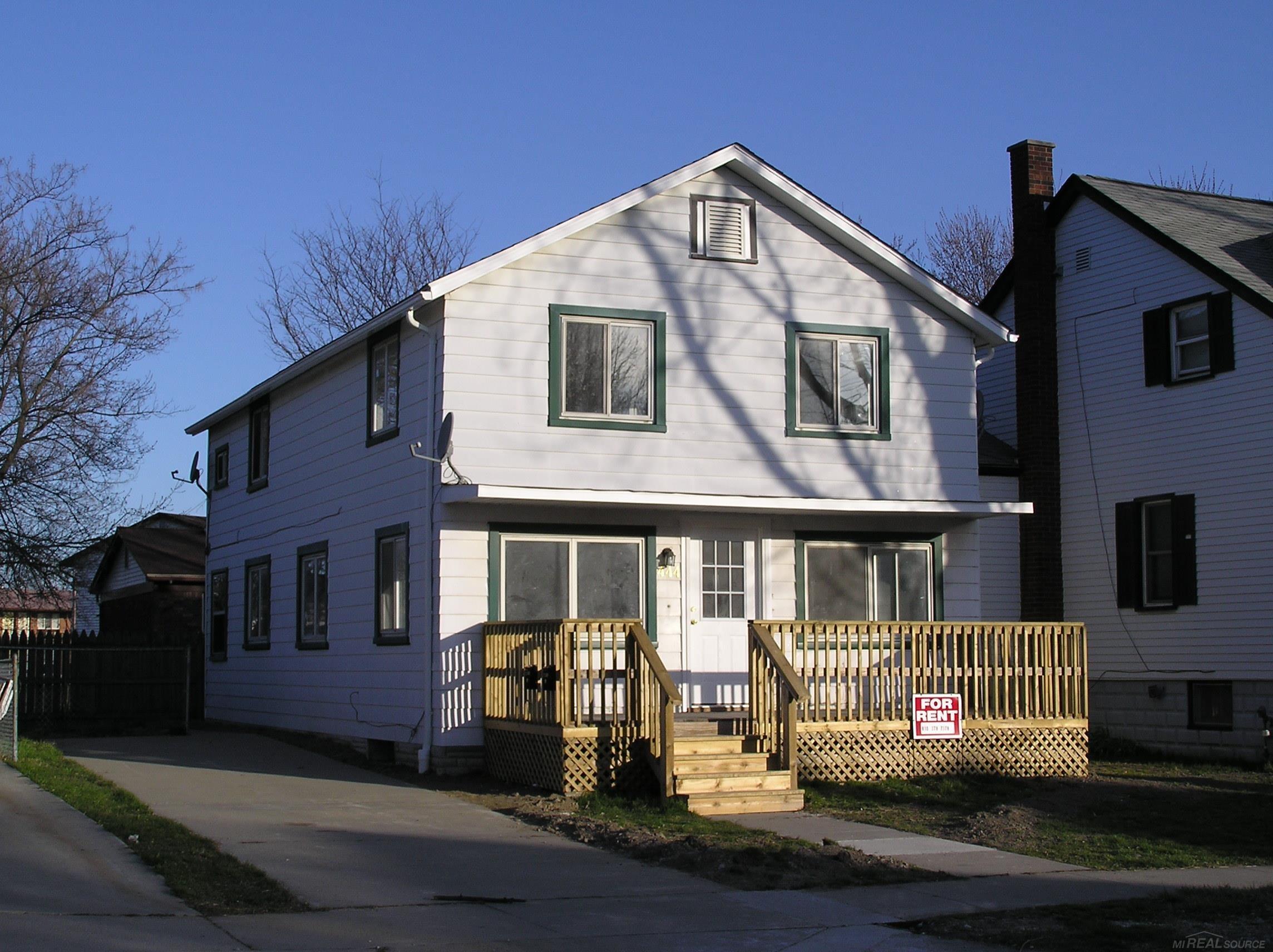 William St, Marine City, MI 48039