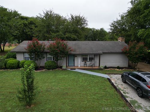 613 Higgins St, Marietta, OK, 73448-1401 | Card Image