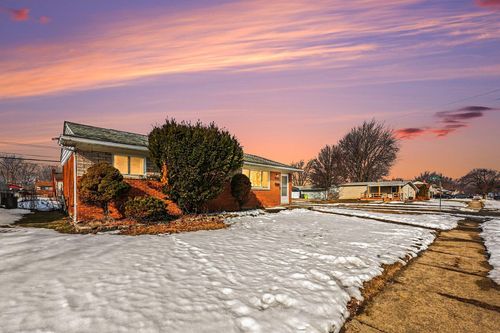 34353 Chope Place, Clinton Charter Township, MI, 48035 | Card Image