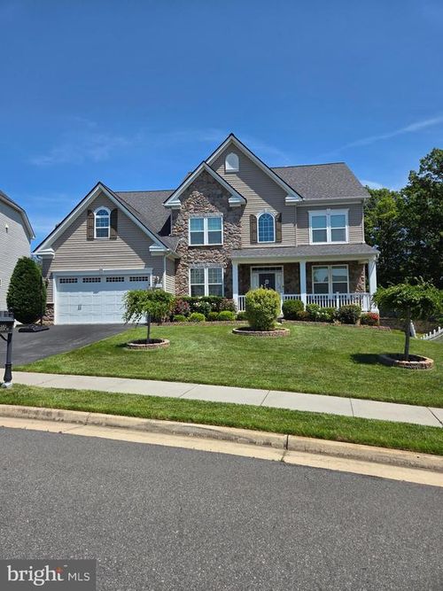 3183 Fledgling Cir, WOODBRIDGE, VA, 22193-1131 | Card Image