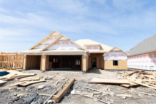2824 E Northampton St, Broken Arrow, OK, 74014-3511 | Card Image
