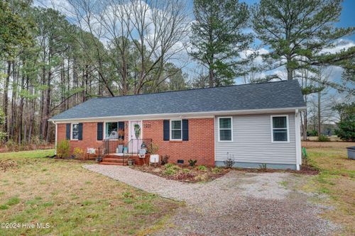 1951 Haws Run Road, Maple Hill, NC, 28454 | Card Image