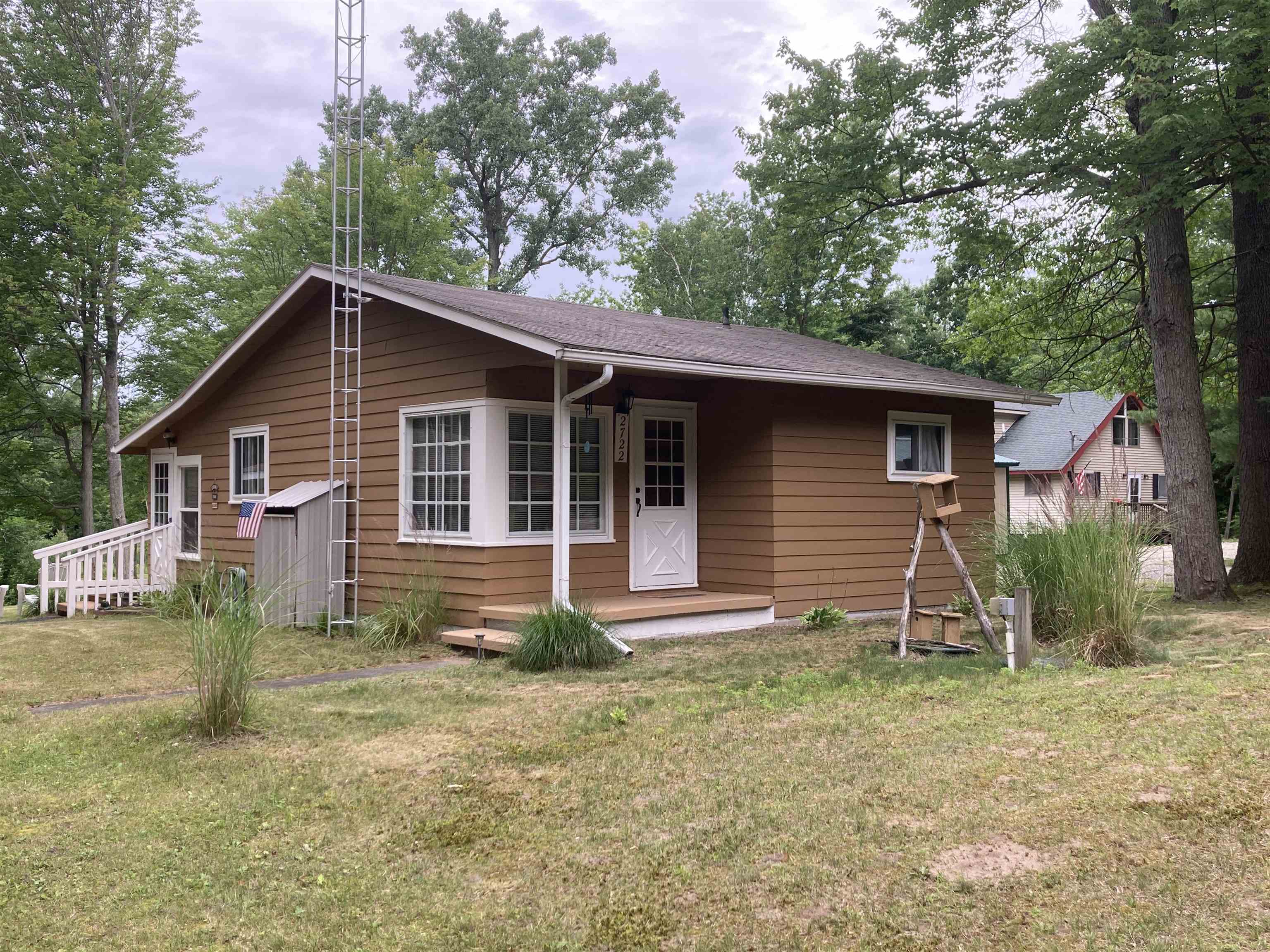 Whitney Beach Rd, Beaverton, MI 48612