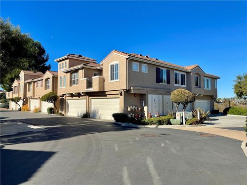 5040 Codorniz Way, Oceanside, CA, 92057-4544 | Card Image