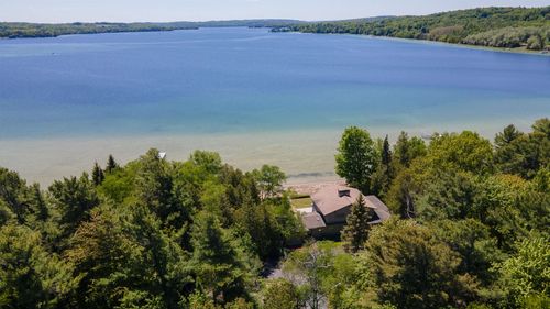 5254 N Manitou Trl W, Leland, MI, 49654-9710 | Card Image