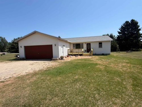 1001 Isabella Vista Dr, Weidman, MI, 48893 | Card Image