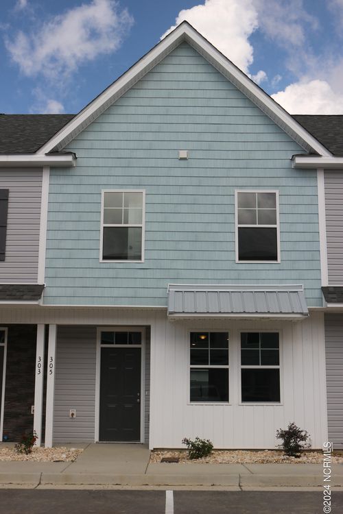 305 Starfish Ln, N Topsail Beach, NC, 28460-8254 | Card Image