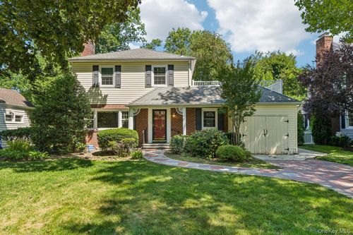 93 Transverse Road, Hempstead, NY, 11530 | Card Image