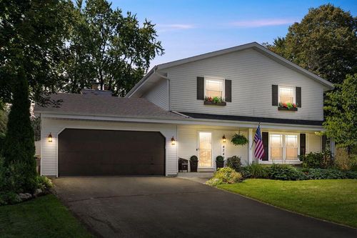 4349 Woodbury Lane, MOUNT PLEASANT, WI, 53403 | Card Image
