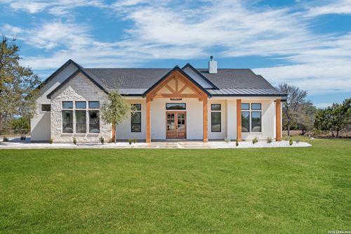 701 Highland Dr, Bandera, TX, 78003-5851 | Card Image