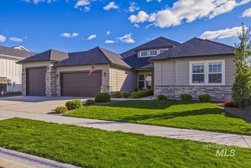 8033 W Sparks Lake Dr, Boise, ID, 83714-2281 | Card Image
