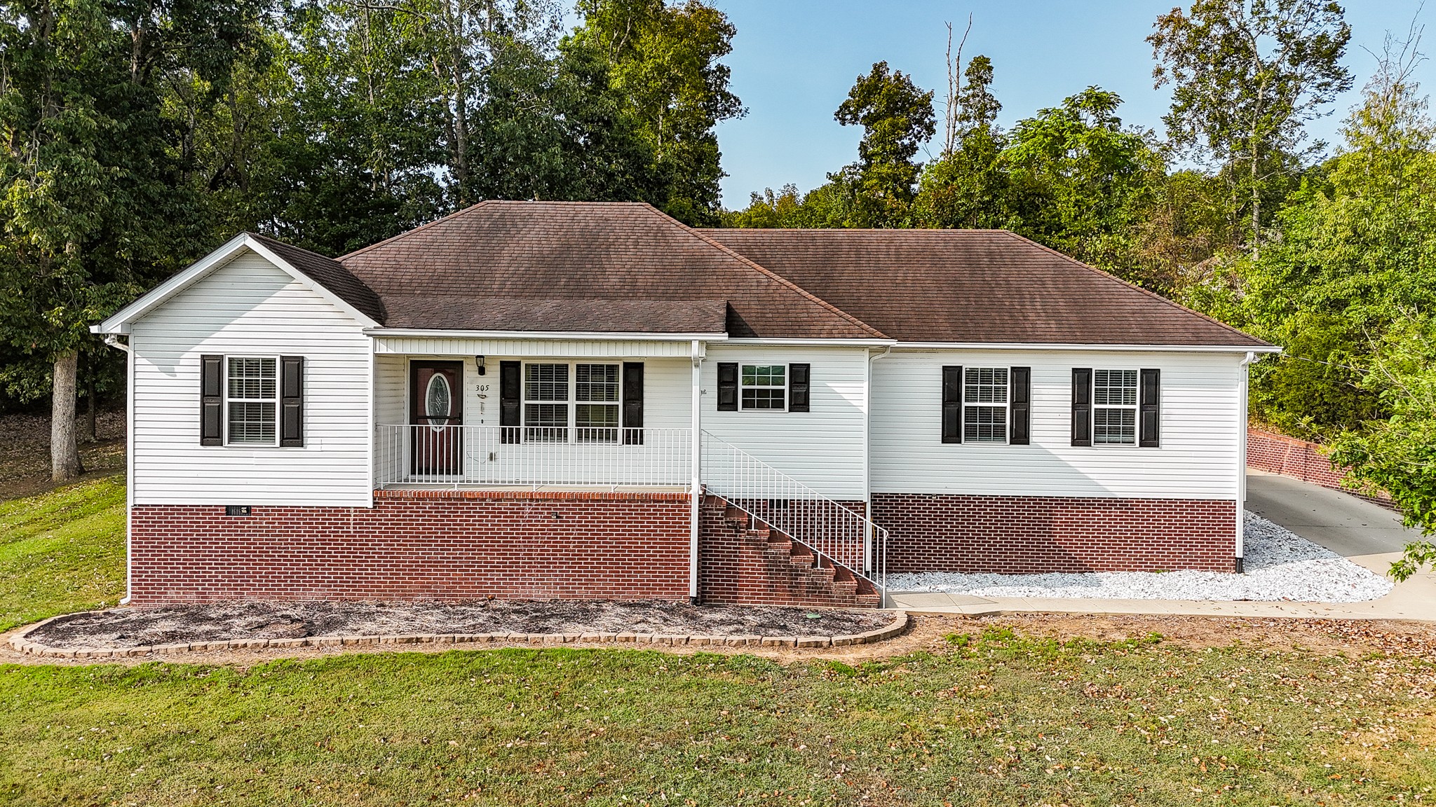 Graydon St, Shelbyville, TN 37160