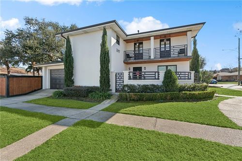 2917 Danny Park, Metairie, LA, 70002-6915 | Card Image