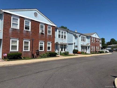 12 Athens, Babylon, NY, 11704 | Card Image