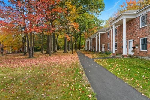 unit-21-425 Dorset St, South Burlington, VT, 05403-6213 | Card Image