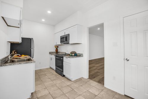 apt-c-11218 Park Central Pl, Dallas, TX, 75230-3301 | Card Image