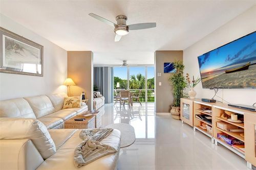 apt-304-5900 Ne 7th Ave, Boca Raton, FL, 33487-3901 | Card Image