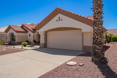 13717 W Robertson Drive, House other with 2 bedrooms, 2 bathrooms and null parking in Sun City West AZ | Image 2