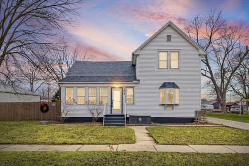 305 S Oak St, Buckley, IL, 60918-7038 | Card Image