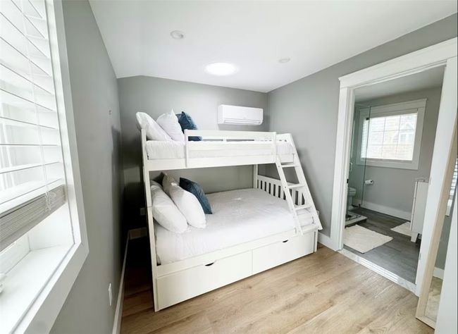 21 - 21 Warren Ave, Home with 1 bedrooms, 2 bathrooms and 1 parking in Middletown RI | Image 14