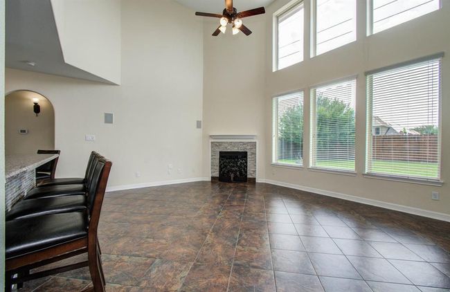 Large east facing windows for no direct afternoon sun and great view of the open sky. | Image 16