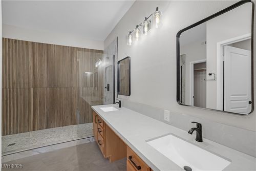 apt-201-913 Duckhorn Ct, Las Vegas, NV, 89144-0873 | Card Image