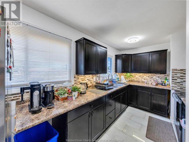10670 Lambeth Rd, House other with 3 bedrooms, 2 bathrooms and null parking in Windsor ON | Image 23